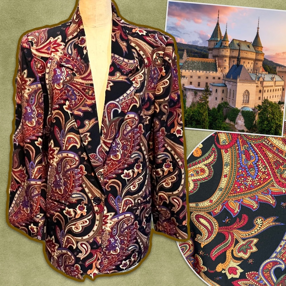 VINTAGE dark moody paisley floral womens blazer jacket renaissance Victorian 90s